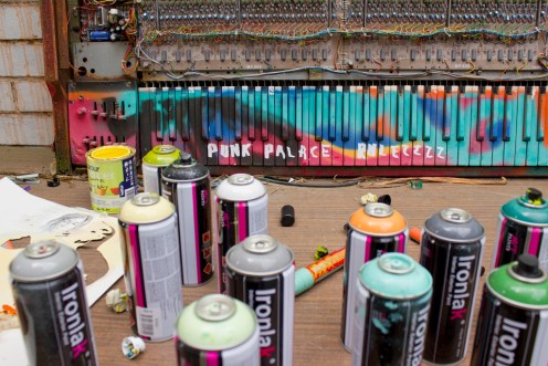 20131021-punkpalace-010_1024